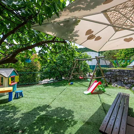 Luni By Interhome Case de vacanță *