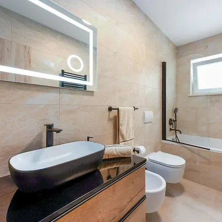 Luni By Interhome Matulji