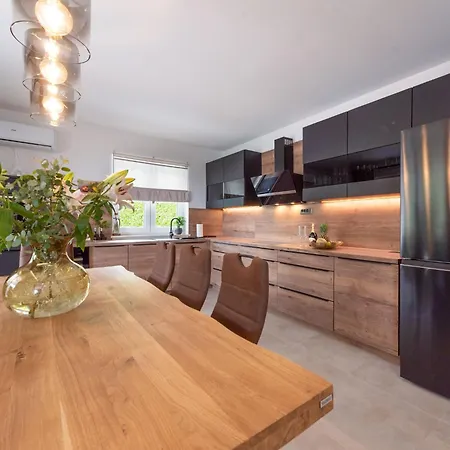 Luni By Interhome Case de vacanță